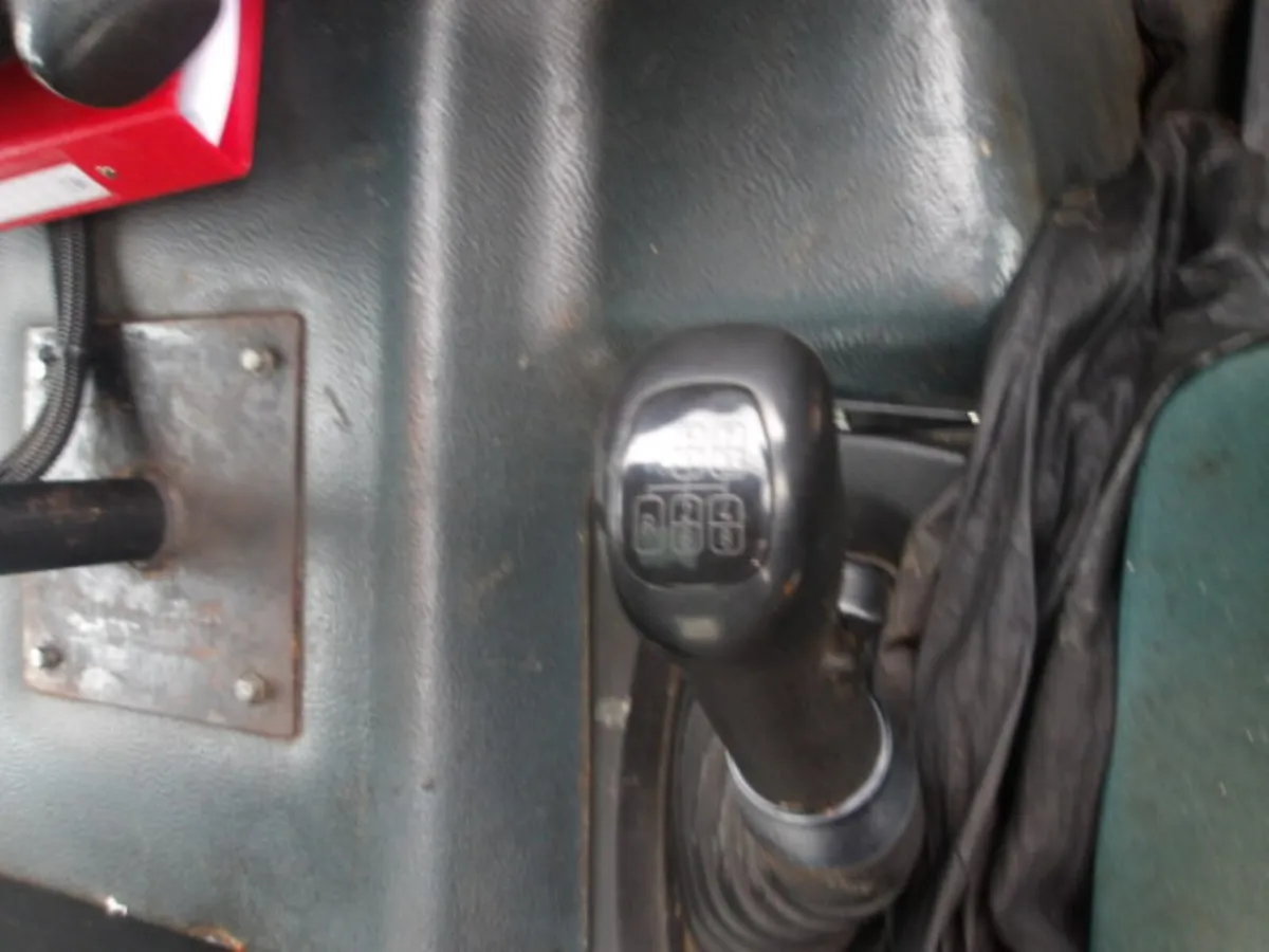 2005 DAF CF85-340 8x4 Phoenix Spraybar Tanker - Image 4