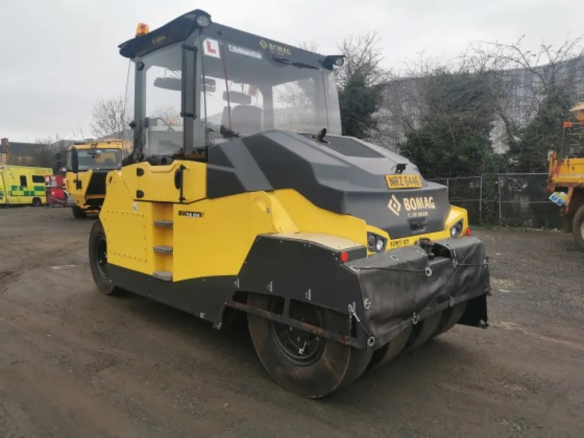 2018 Bomag BW 28 RH Pneumatic Tyred Roller - Image 1