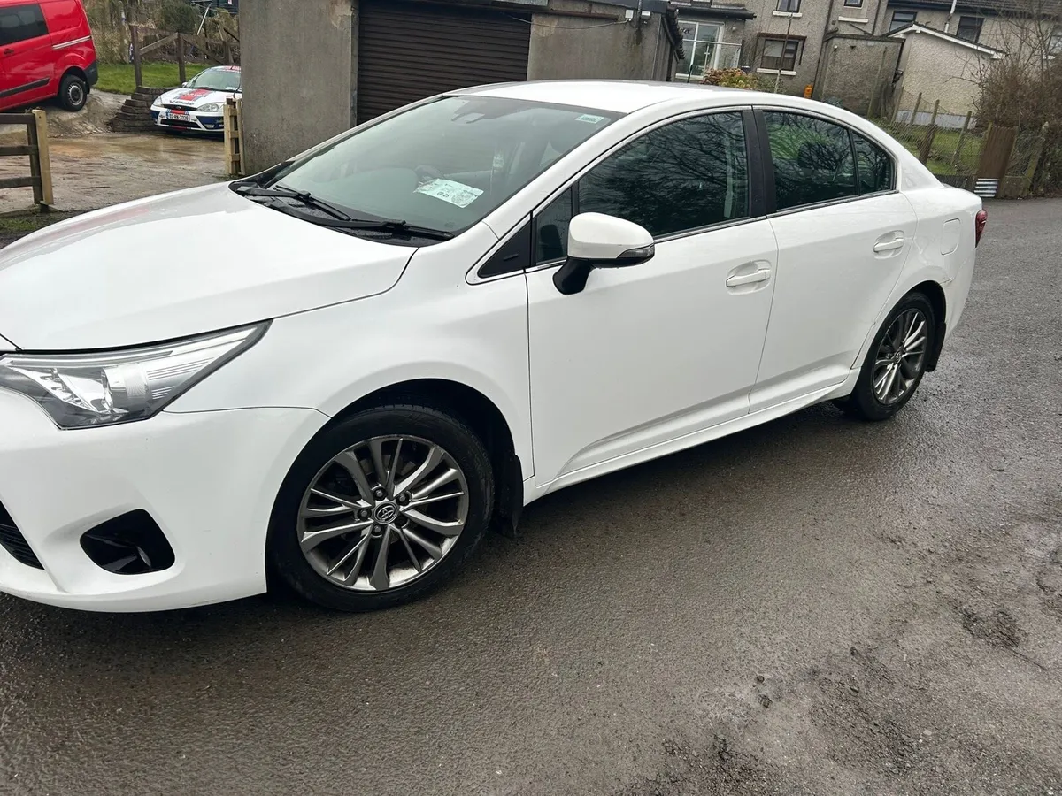 Toyota avensis - Image 2