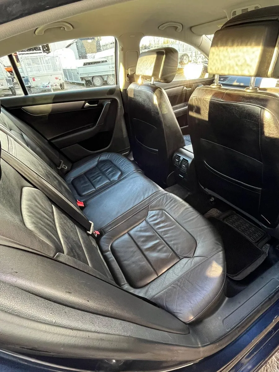 Volkswagen Passat 2014 - Image 3