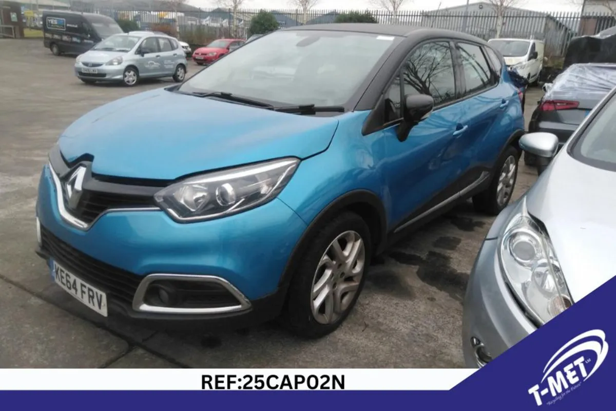 2015 RENAULT CAPTUR BREAKING FOR PARTS - Image 1