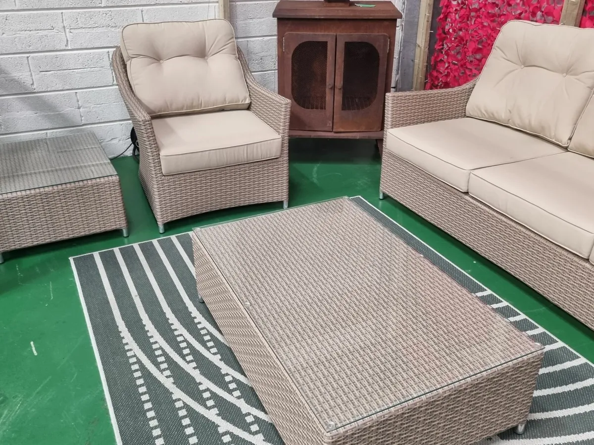 Garden Furniture - Image 4