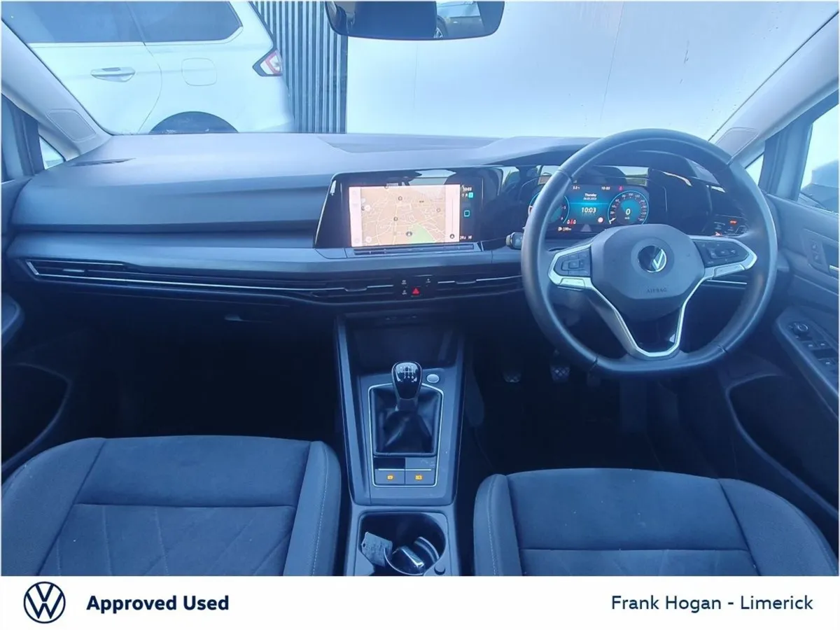 Volkswagen Golf 2.0 TDI 115HP Style - Image 2