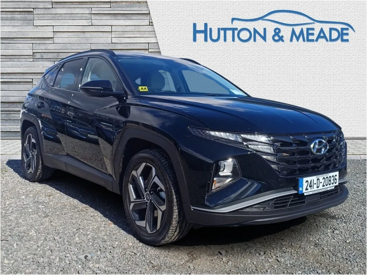 Hyundai Tucson Executive Phev 1.6 Petrol 5dr - Image 1