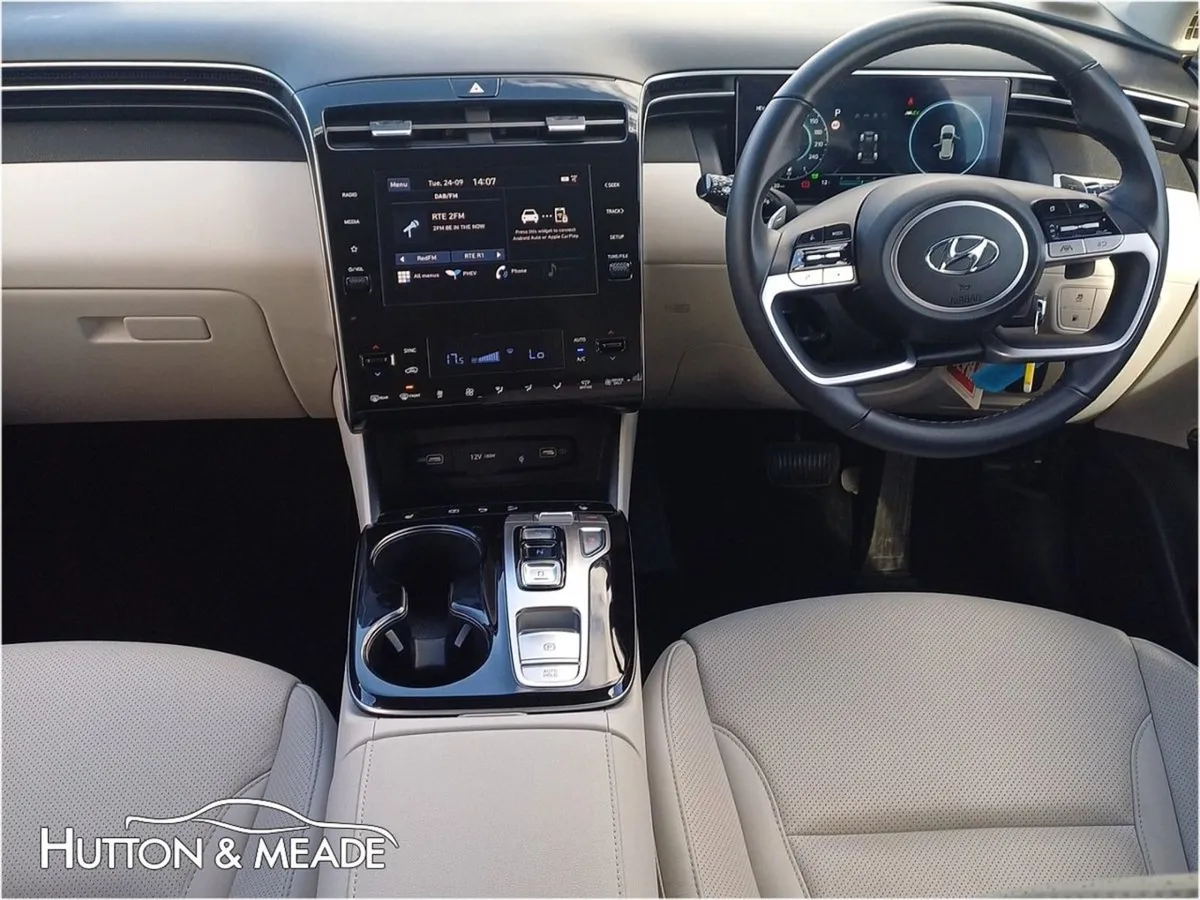 Hyundai Tucson Executive Phev 1.6 Petrol 5dr - Image 4