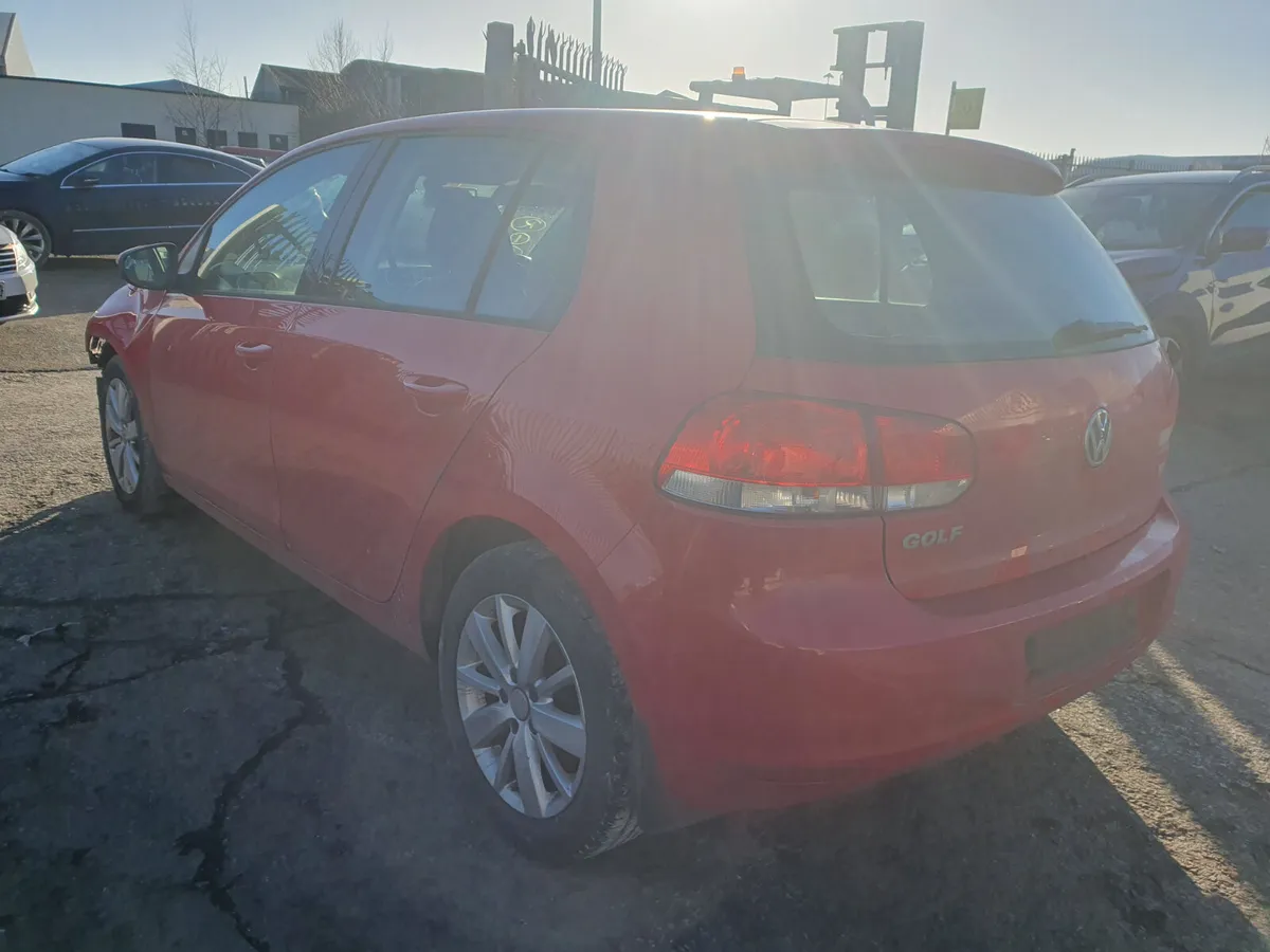 11 VOLKSWAGEN 1.6 TDI (CAY) FOR BREAKING - Image 3