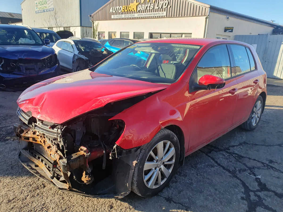 11 VOLKSWAGEN 1.6 TDI (CAY) FOR BREAKING - Image 2