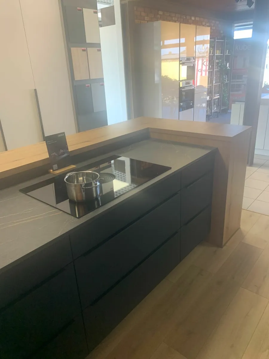 Kube Ex Display German Kitchen - Image 4
