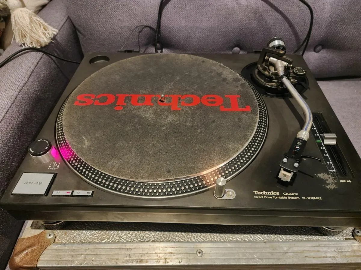 Technic 1210 mk2 - Image 2