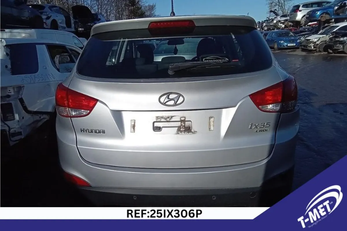 2011 HYUNDAI IX35 BREAKING FOR PARTS - Image 3