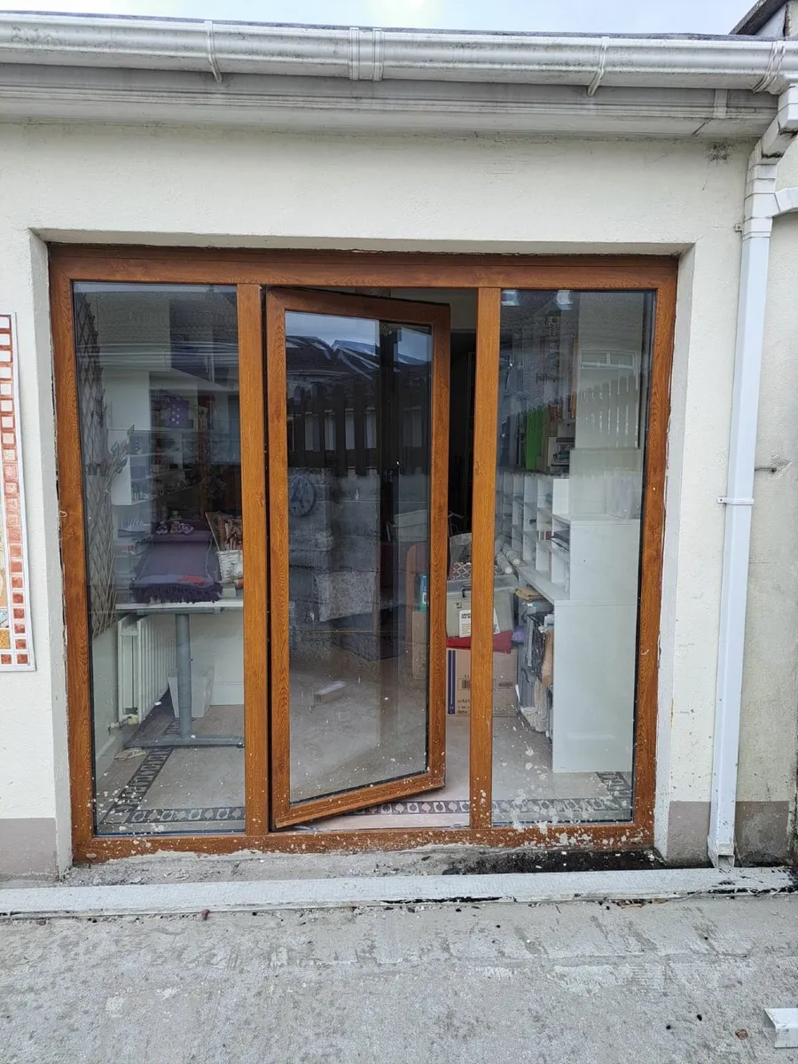 Glass exterior doors - Image 2