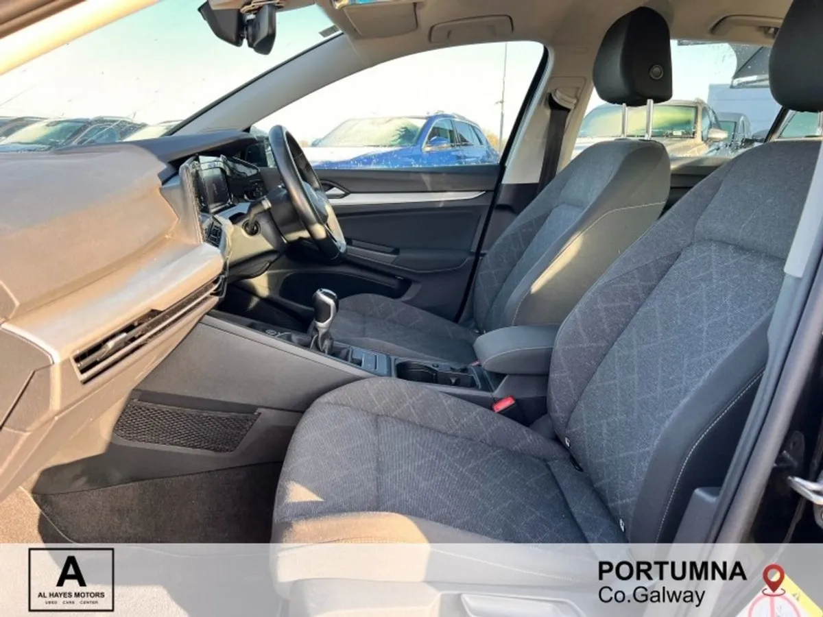 Volkswagen Golf 2020 Life 2.0 TDI 6speed 115BHP - Image 4
