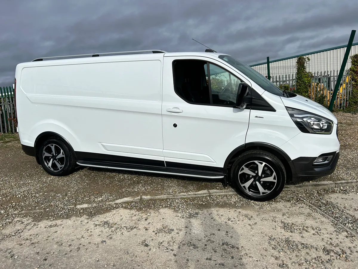 Ford Transit Custom Active - Image 3