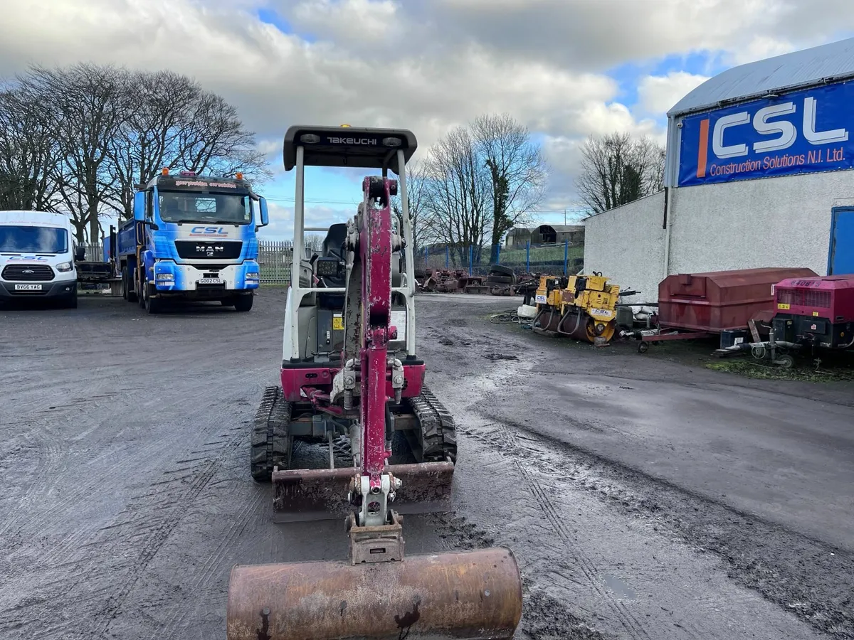 Takeuchi TB216 - Image 3