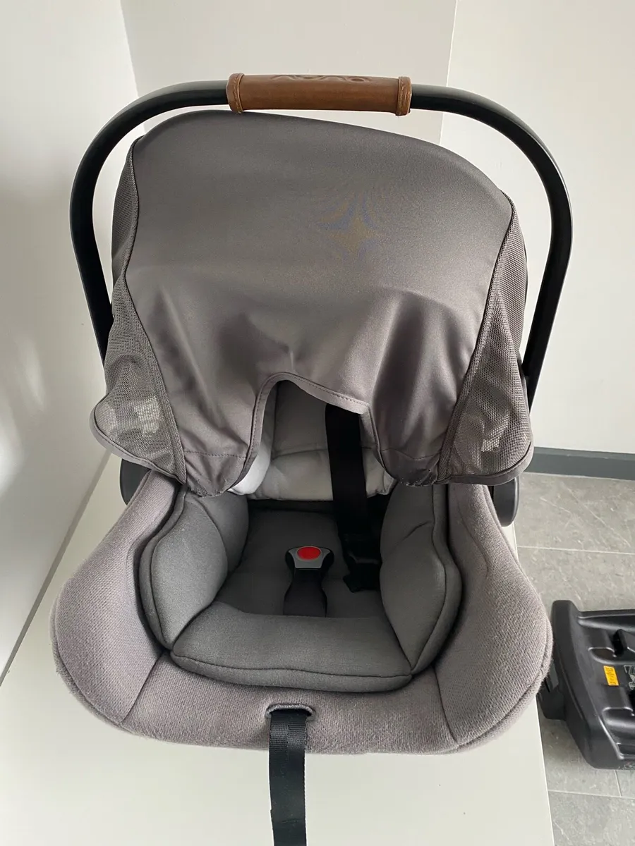 NUNA Car Seat with the Base - 49€ - Image 3