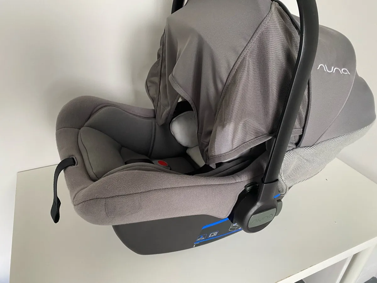 NUNA Car Seat with the Base - 49€ - Image 4