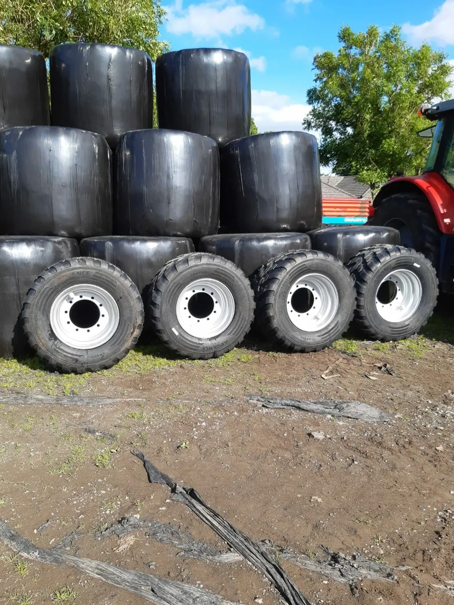 560/45/22.5 Rims and Tyres - Image 2