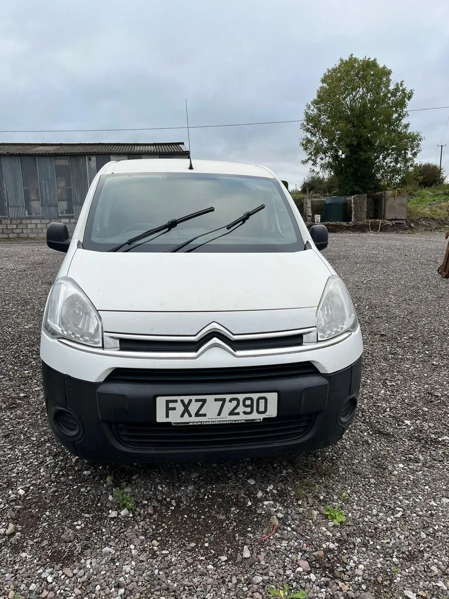 2 Citroen Berlingo’s for parts - Image 1