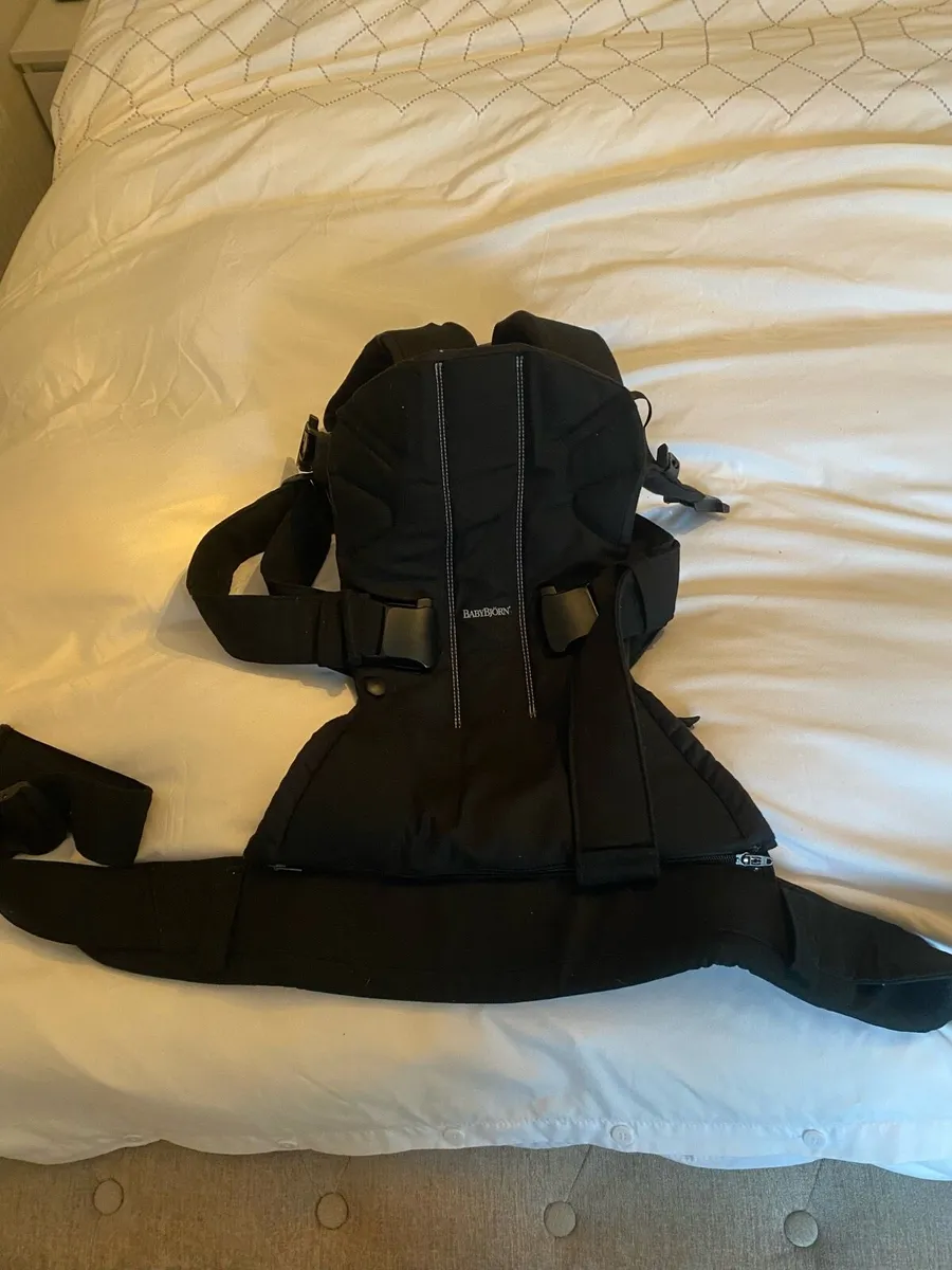 BabyBjörn Carrier One - Black - Image 1