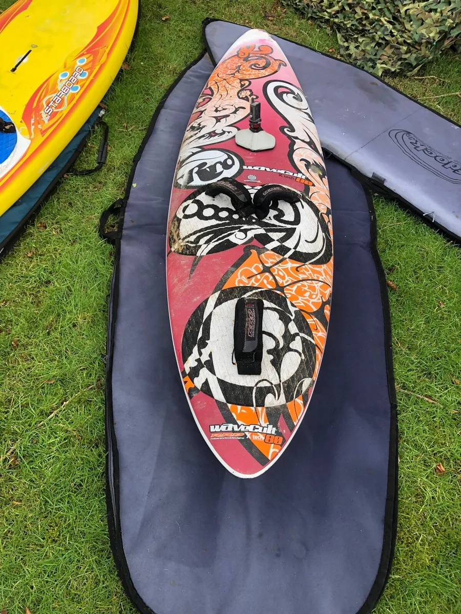 Windsurfing board and sails