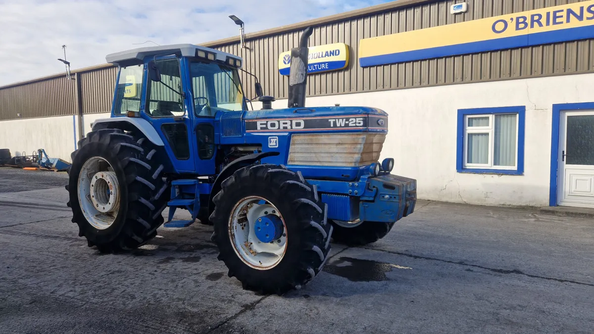 FORD TW25 - Image 1