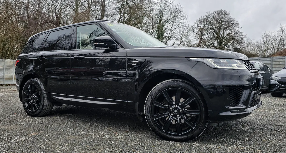 🔥 2018 Range Rover Sport HSE 240HP Diesel - Image 3