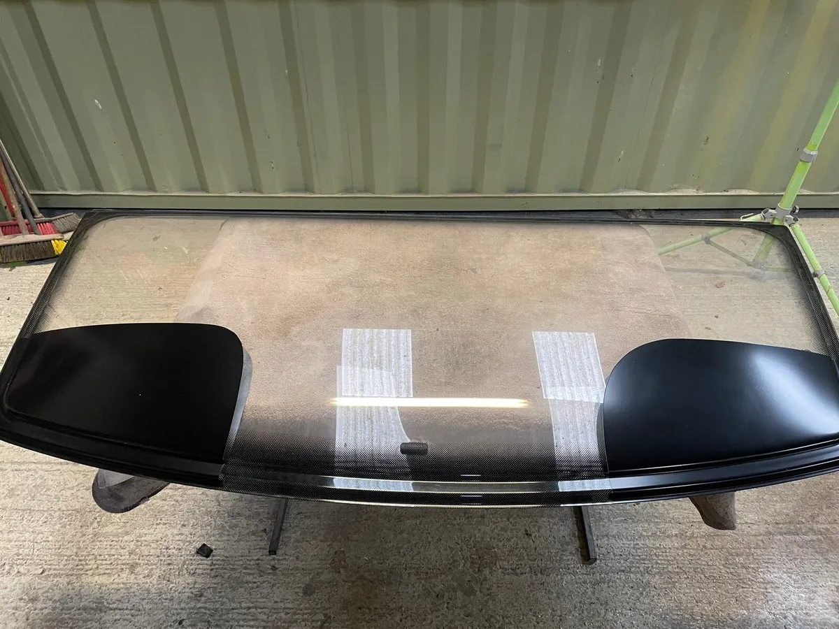Swift Sprite front window