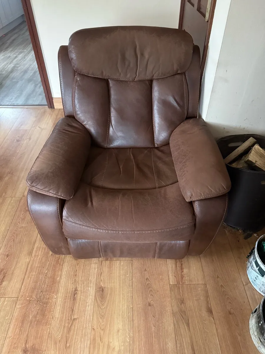 3 piece recliner sofa - Image 3