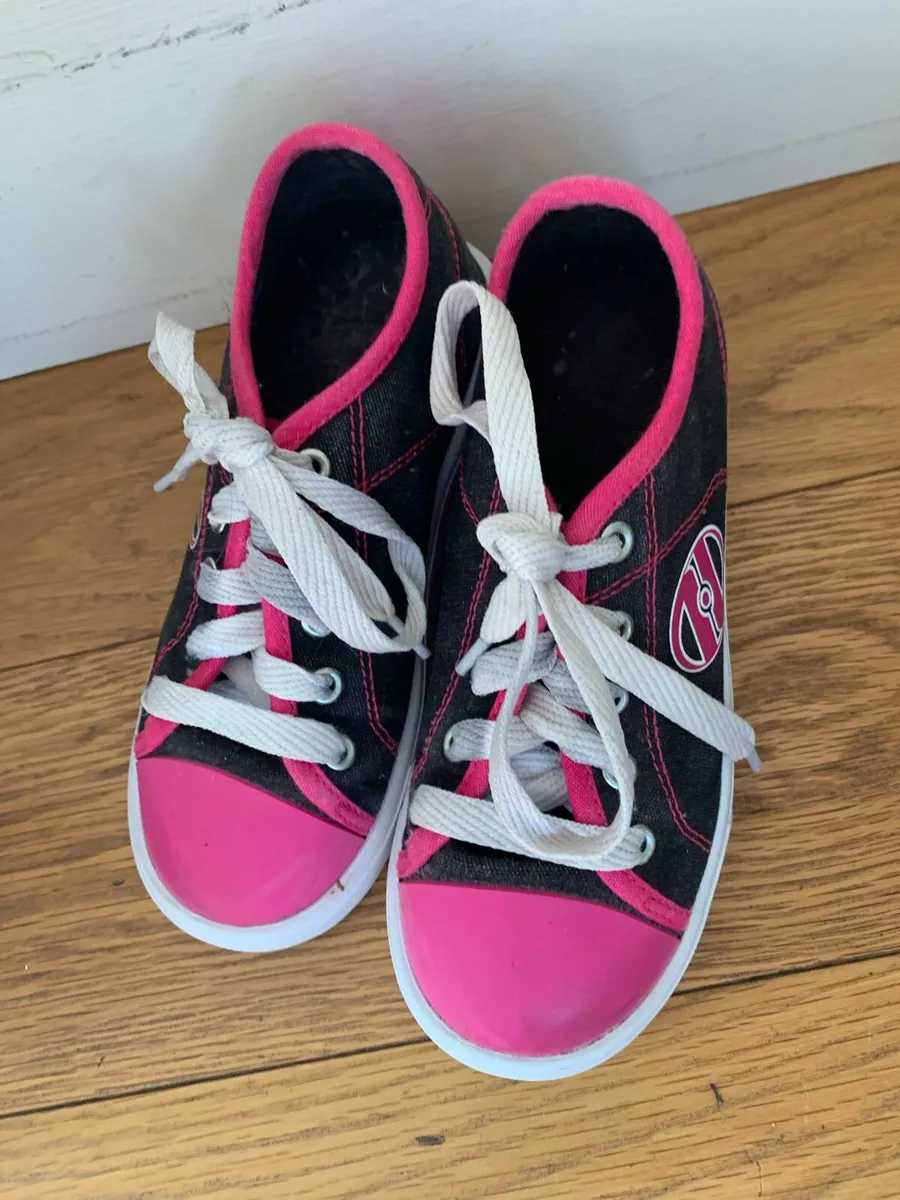 Heelys Size EU 32 - Image 1