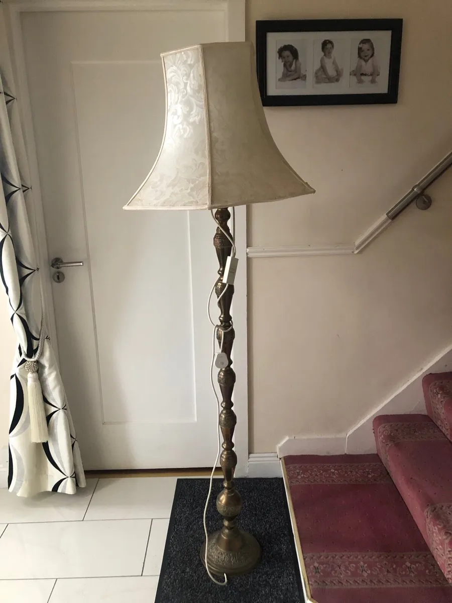 Standard lamp - Image 1