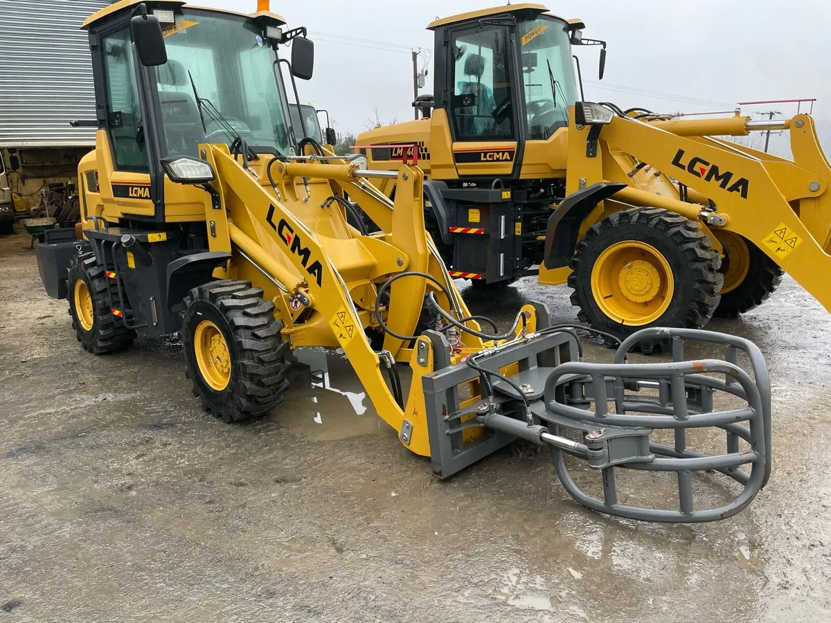 2023 LCMA 930 loading shovel - Image 2