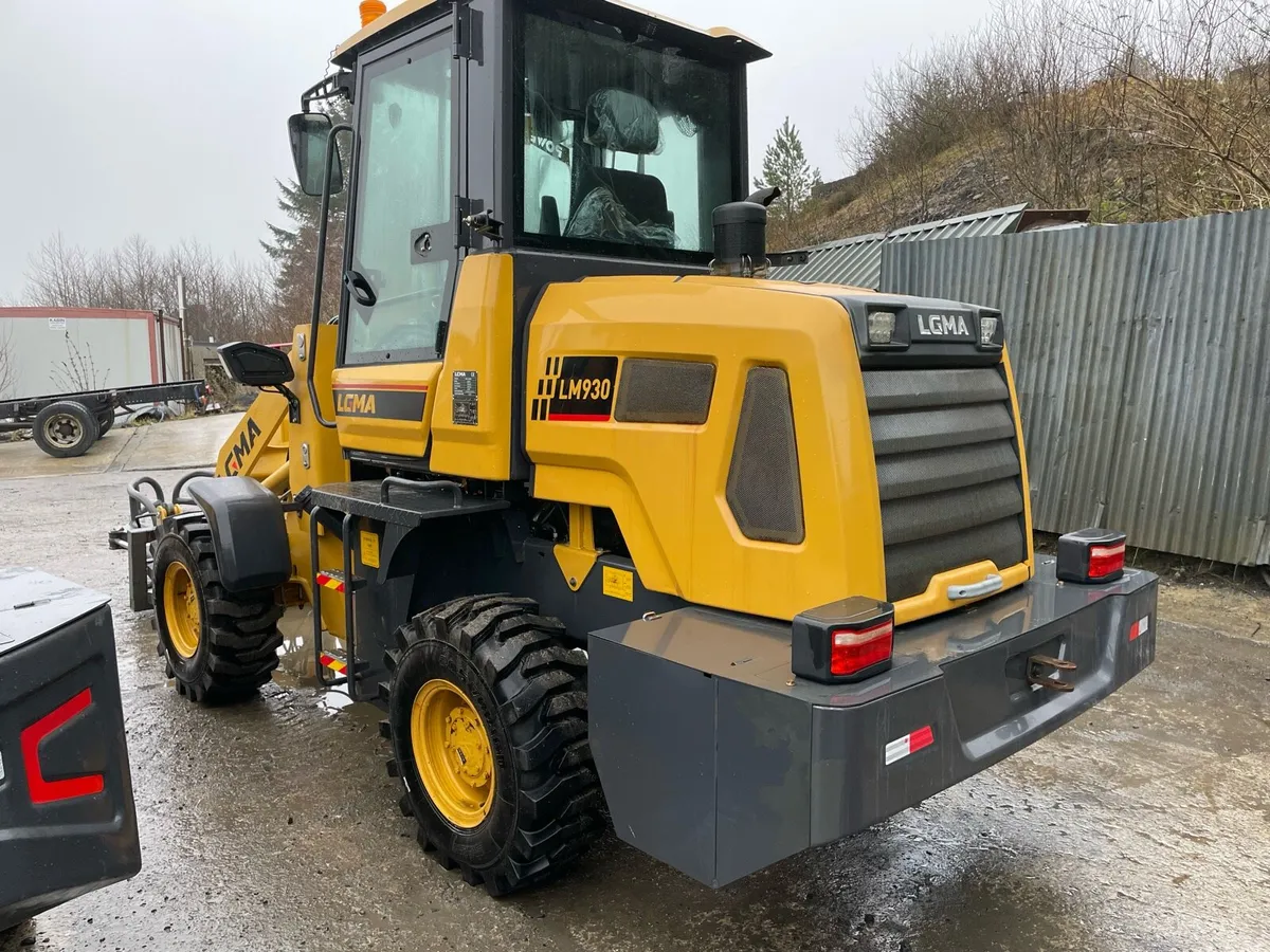 2023 LCMA 930 loading shovel - Image 4