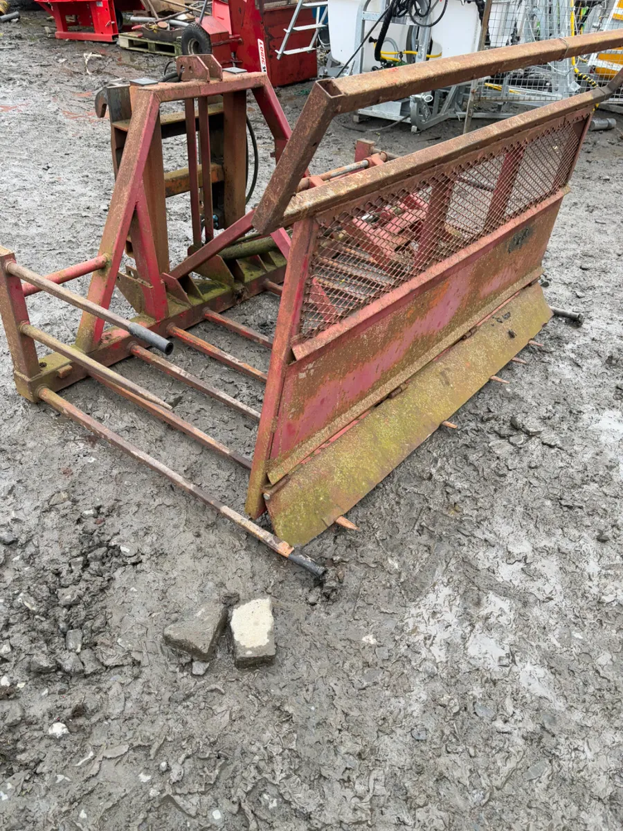 7ft push of buckrake - Image 1