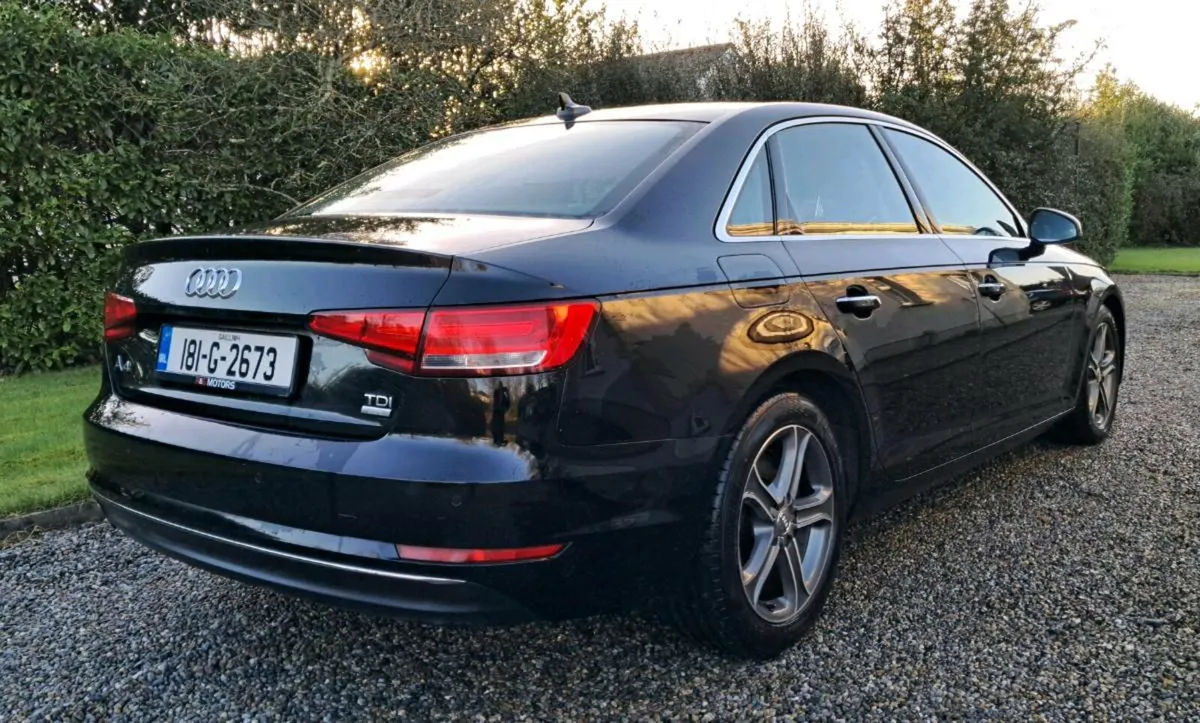 Audi A4 2.0 TDI SE - Image 3