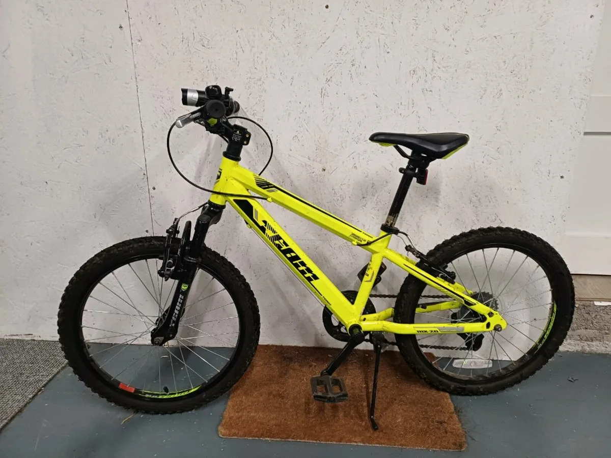 Kids bike - Image 1