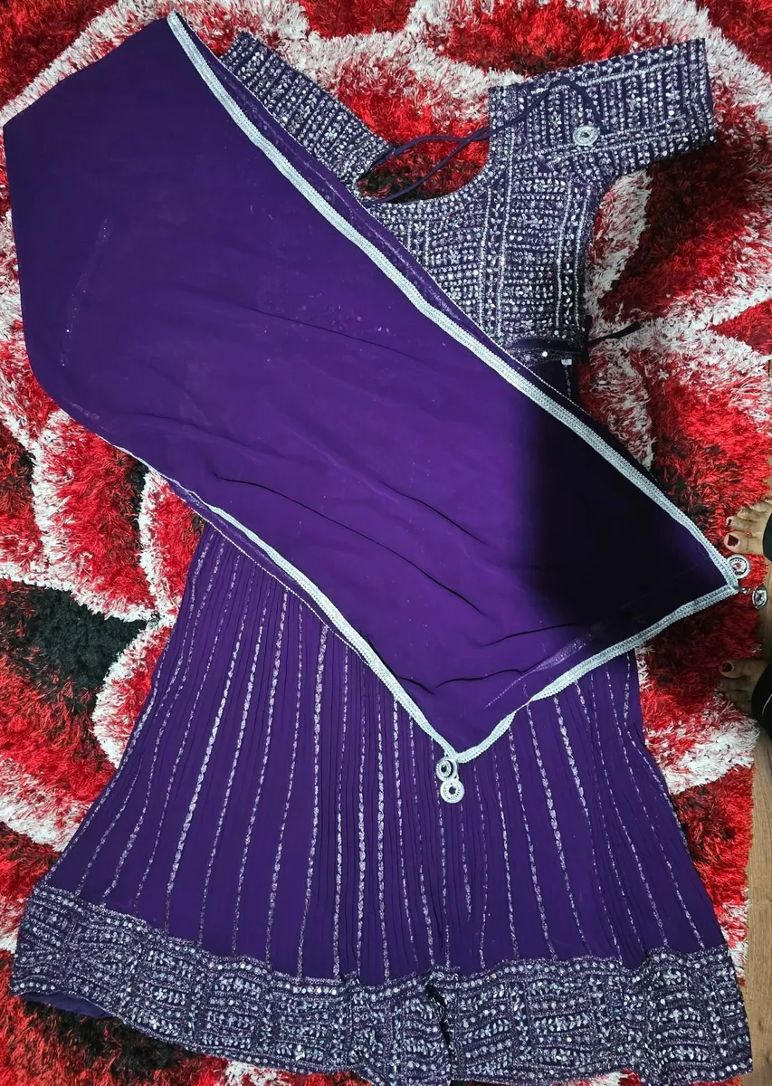 Indian saree, lehnga ,blouse etc - Image 3