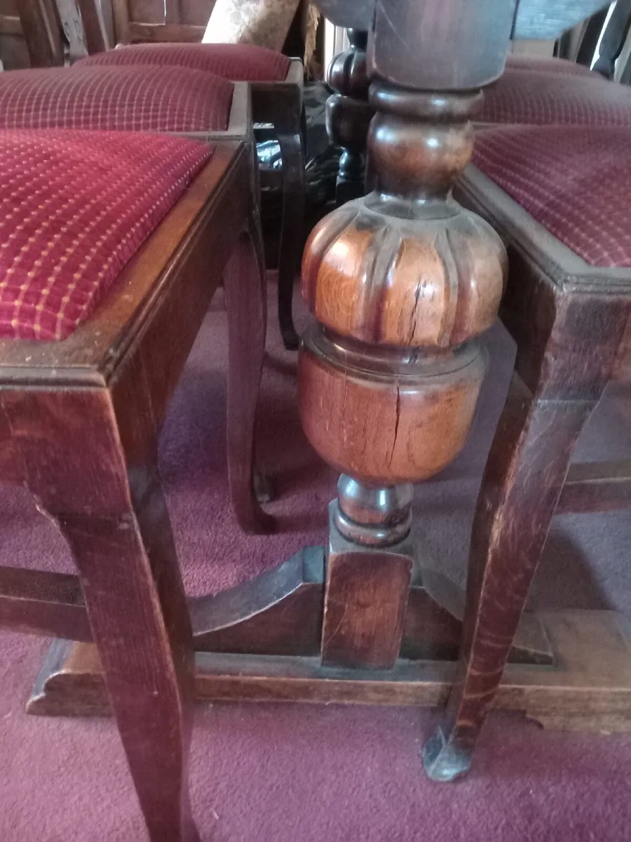 Antique interior - Image 3