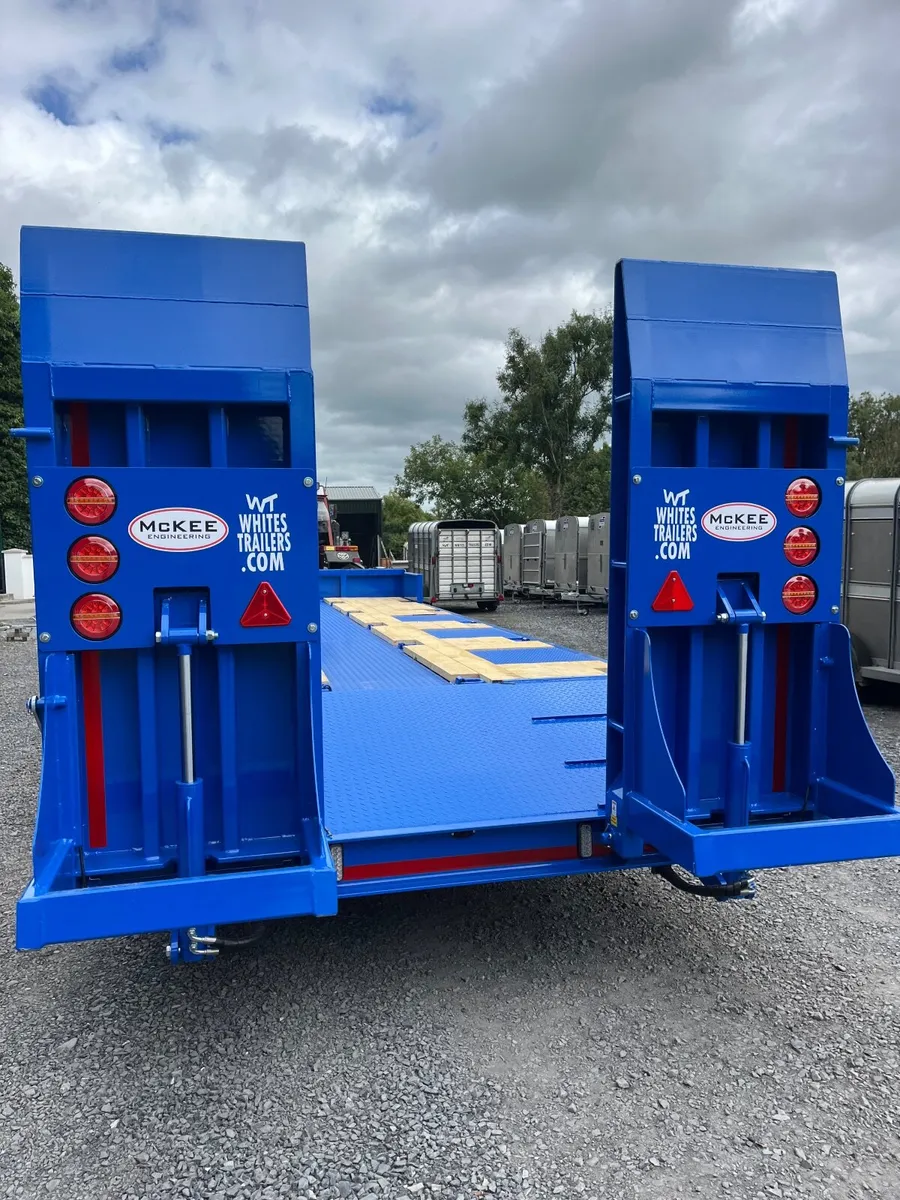 MCKEE 33 TONNE LOW LOADER - Image 3