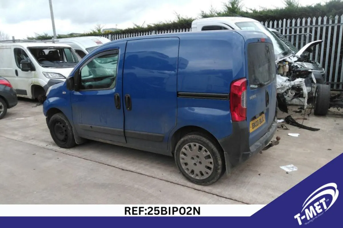 2015 PEUGEOT BIPPER BREAKING FOR PARTS - Image 1