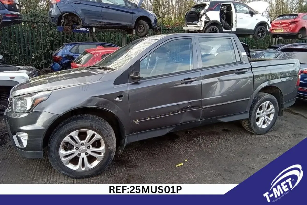 2015 SSANGYONG MUSSO BREAKING FOR PARTS - Image 1