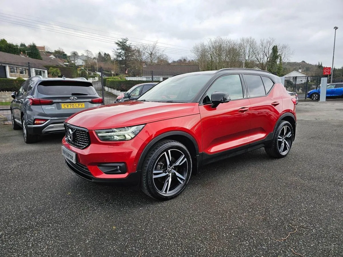 Volvo XC40 2.0 T5 First Edition Auto AWD Euro 6 ( - Image 2