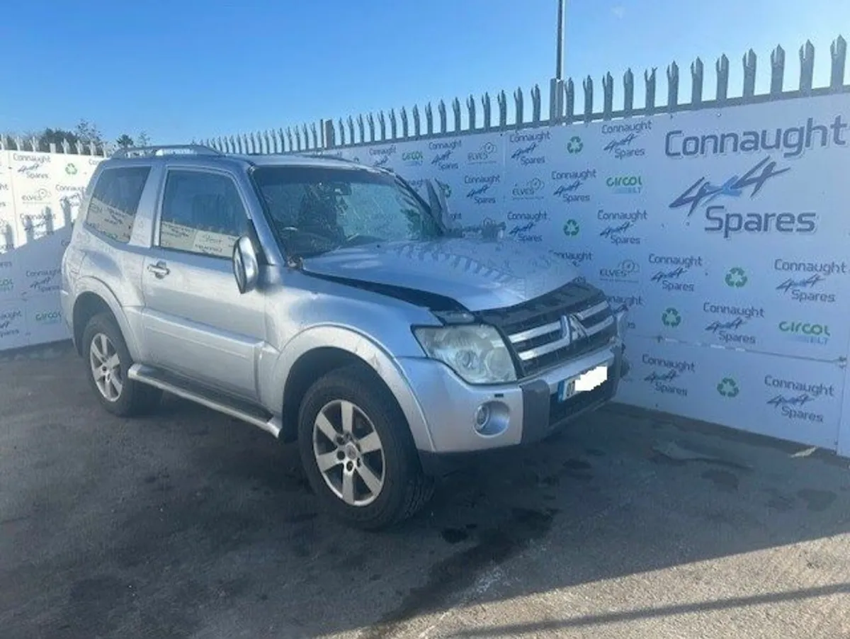 2007 MITSUBISHI PAJERO JUST IN FOR BREAKING - Image 1