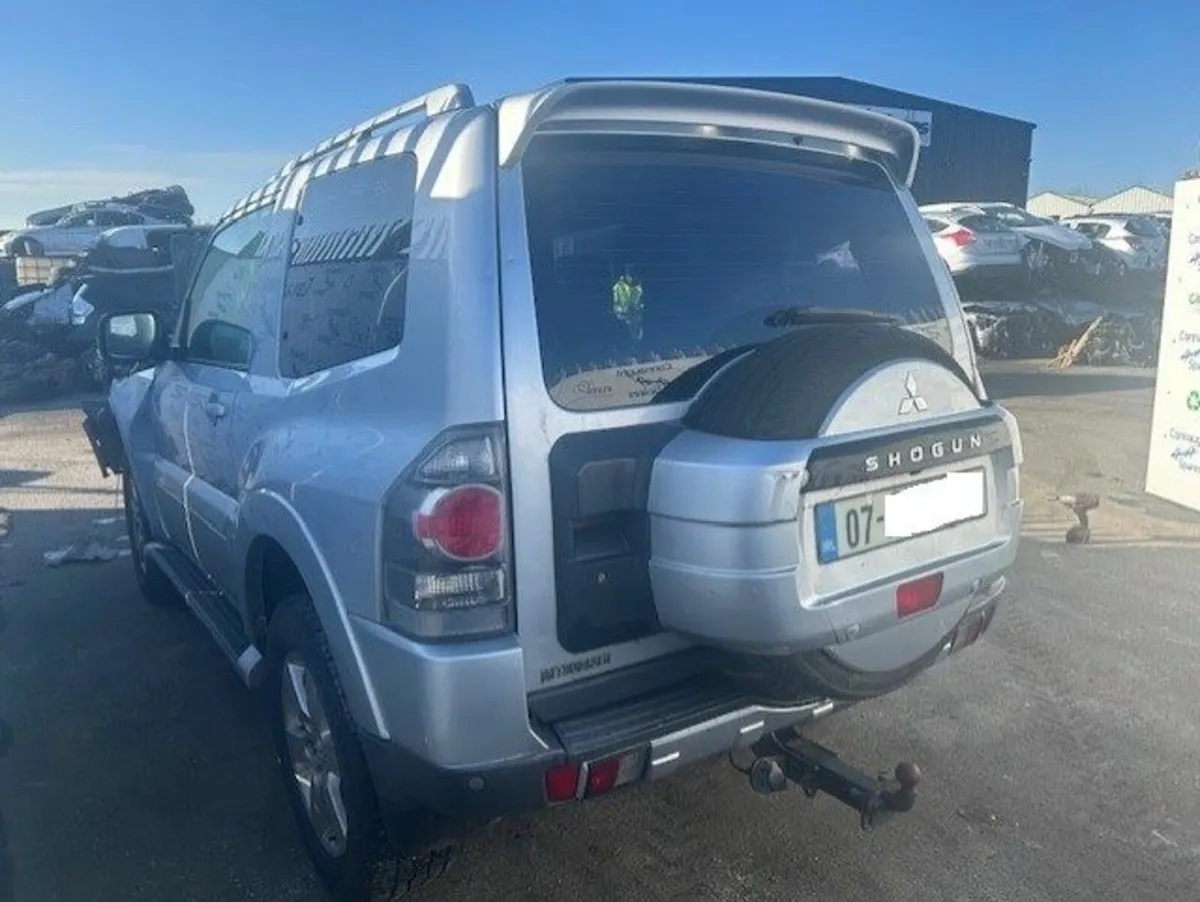 2007 MITSUBISHI PAJERO JUST IN FOR BREAKING - Image 4