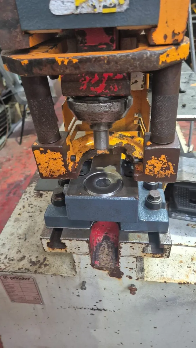 Ironworker - HKM 60 - Image 3