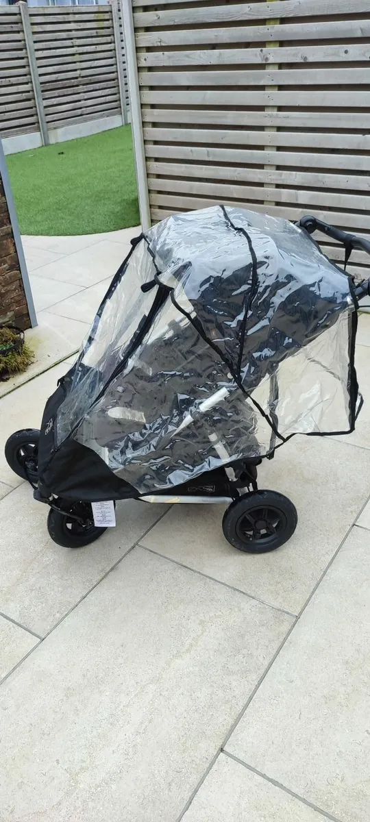 Double buggy Mountain Buggy Duet - Image 1