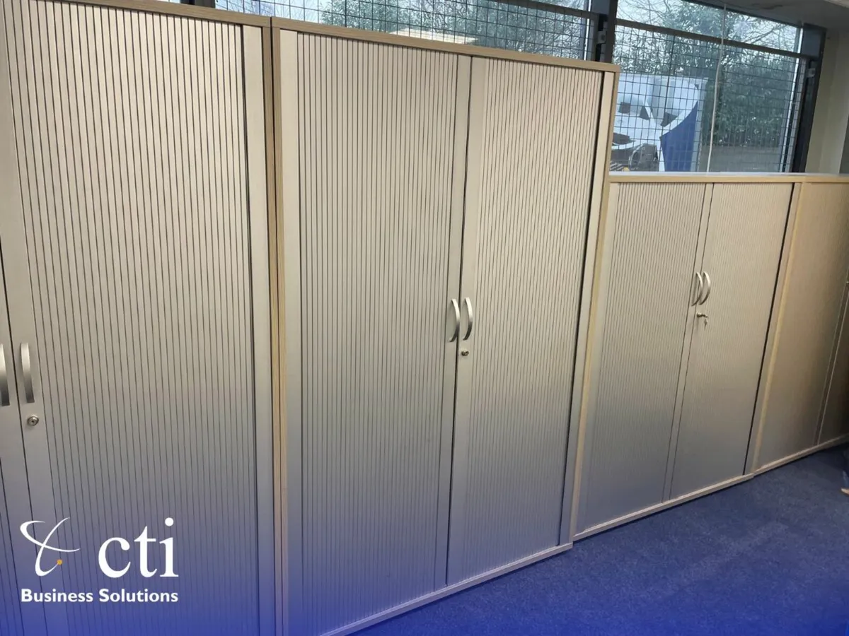 5 X Artic Oak Tambour Units - Grade A - Image 1
