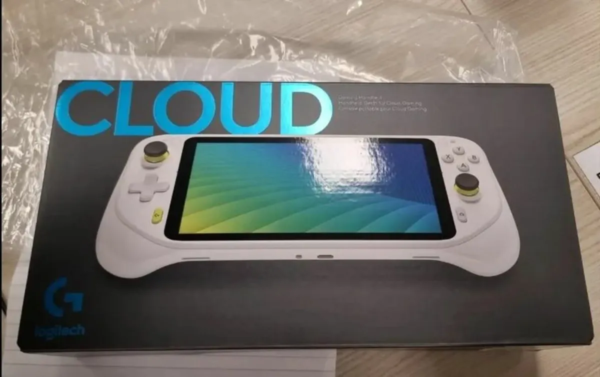Logitech G Cloud Handheld Gaming Console - Image 1