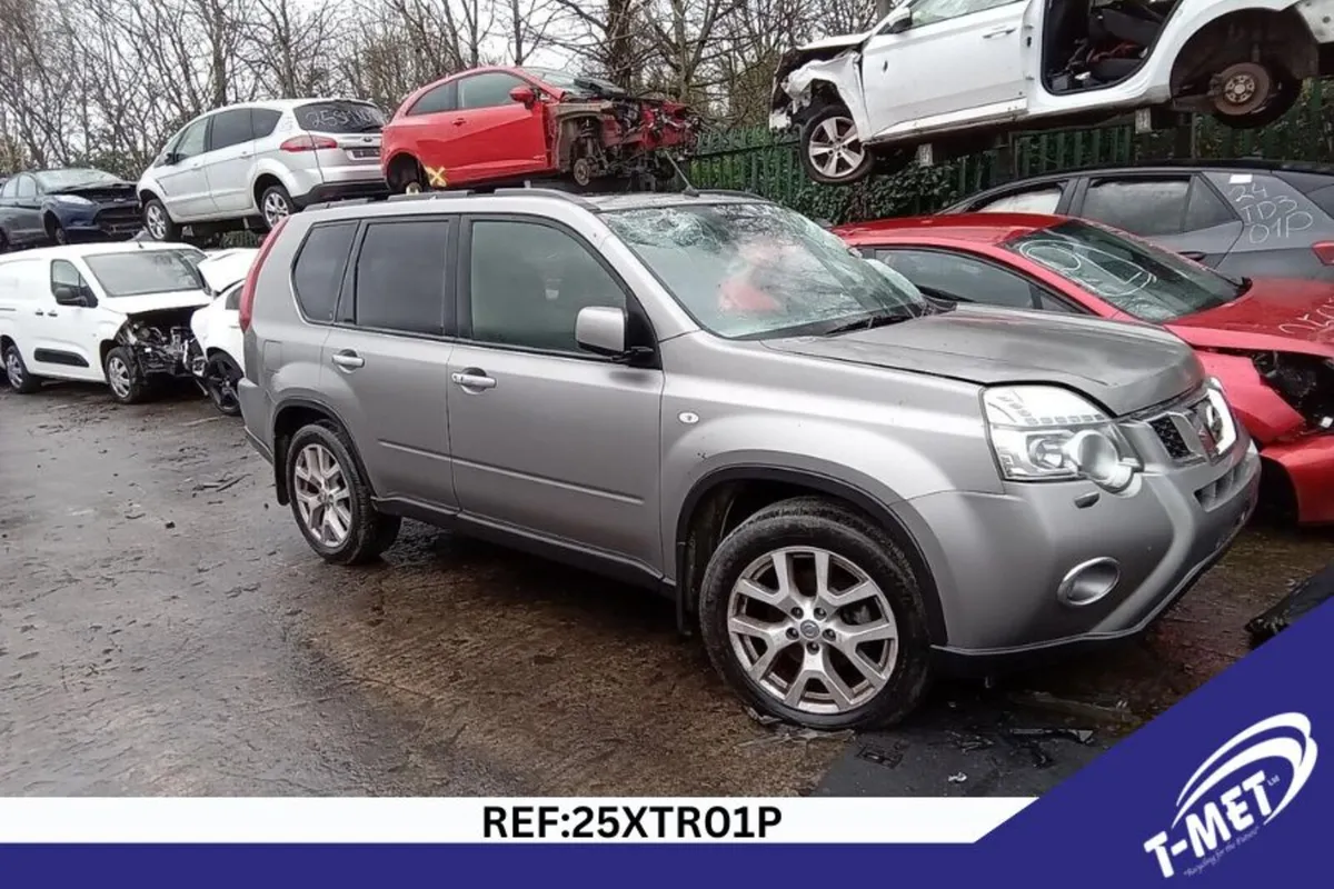 2011 NISSAN X-TRAIL BREAKING FOR PARTS - Image 1