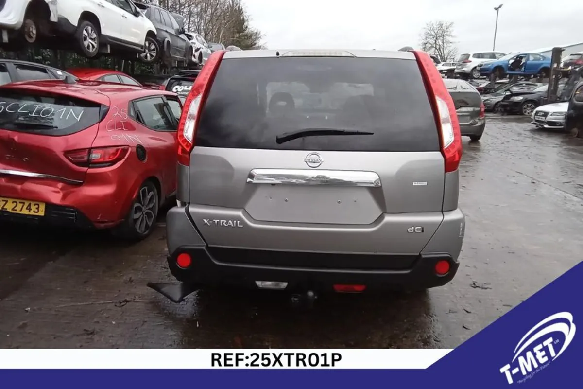 2011 NISSAN X-TRAIL BREAKING FOR PARTS - Image 3