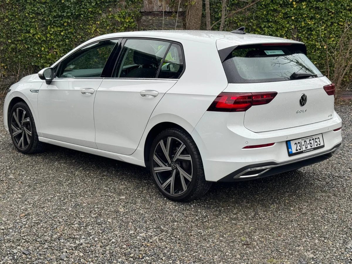 2023 VW Golf 1.5 MHEV - Image 3